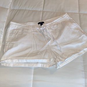 Gap shorts, 12